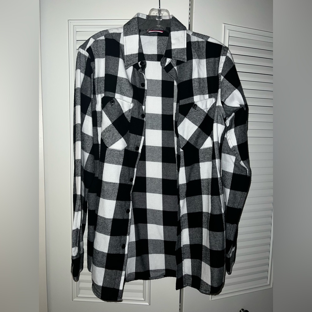 Black and White Plaid Button-Up Shirt